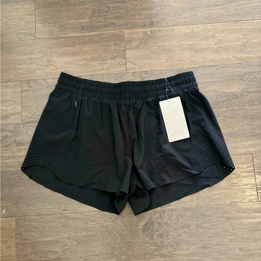 NWT Sz M Athleta Black Hustle 3” Athletic Shorts